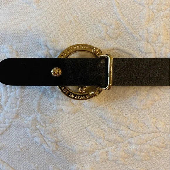 Valentino by Mario Valentino; Giusy Logo Leather Belt; black leather size small - Picture 2 of 6